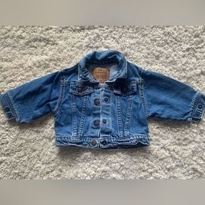 Made in USA Vintage Levi’s denim jacket 12 M